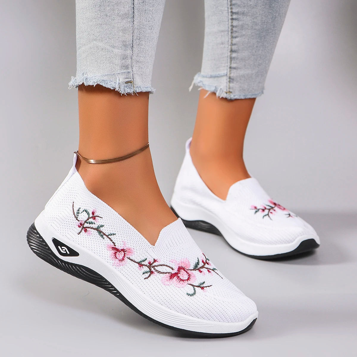 Magnolia Comfort Walkers