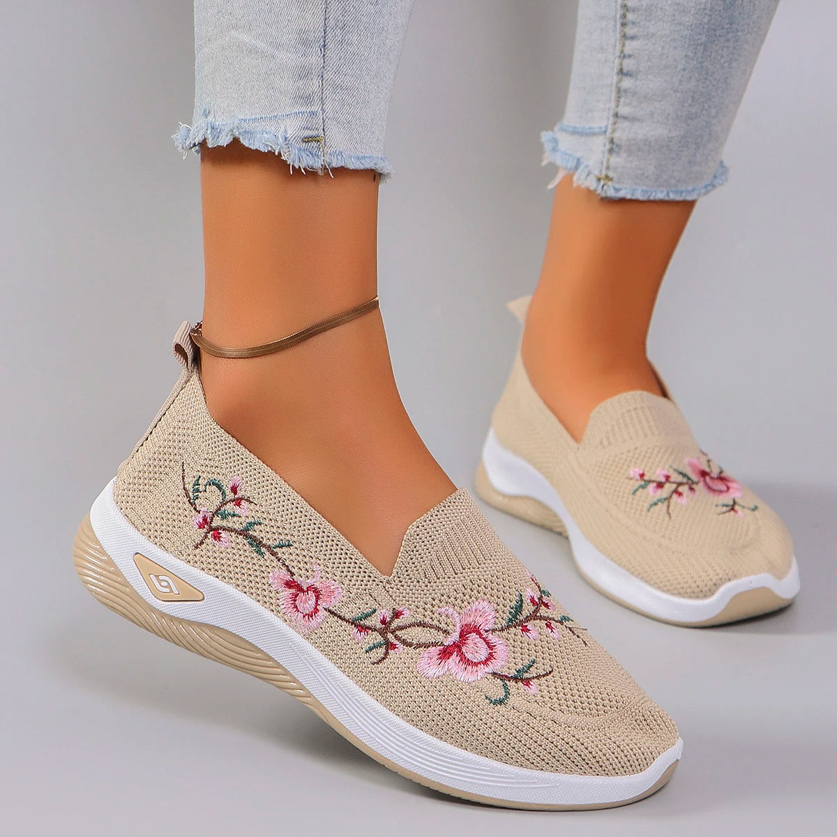 Magnolia Comfort Walkers