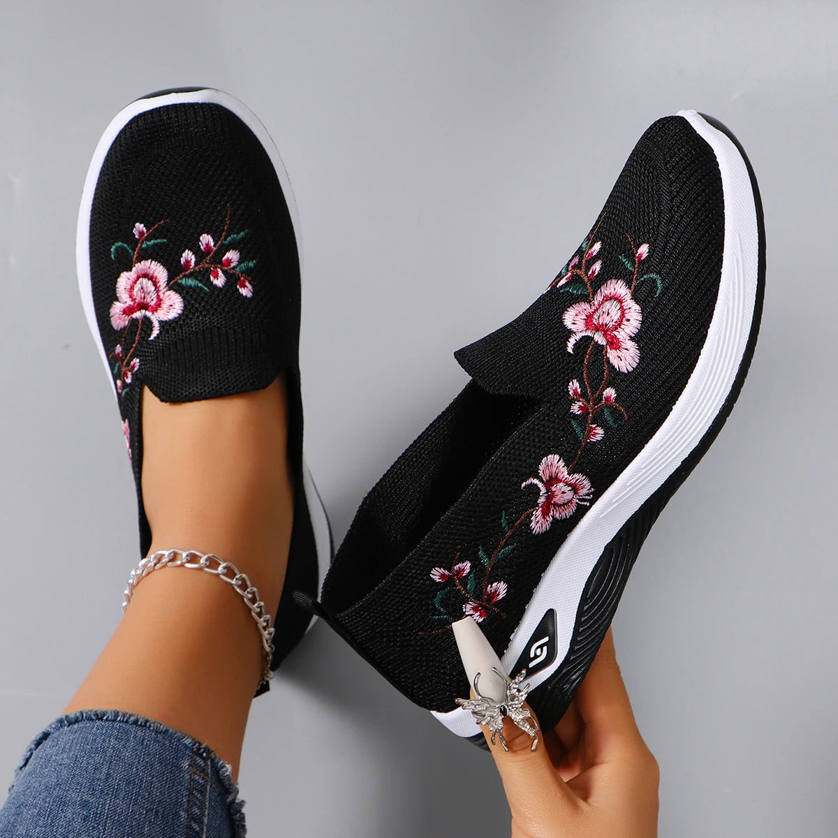 Magnolia Comfort Walkers