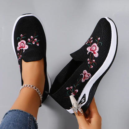 Magnolia Comfort Walkers