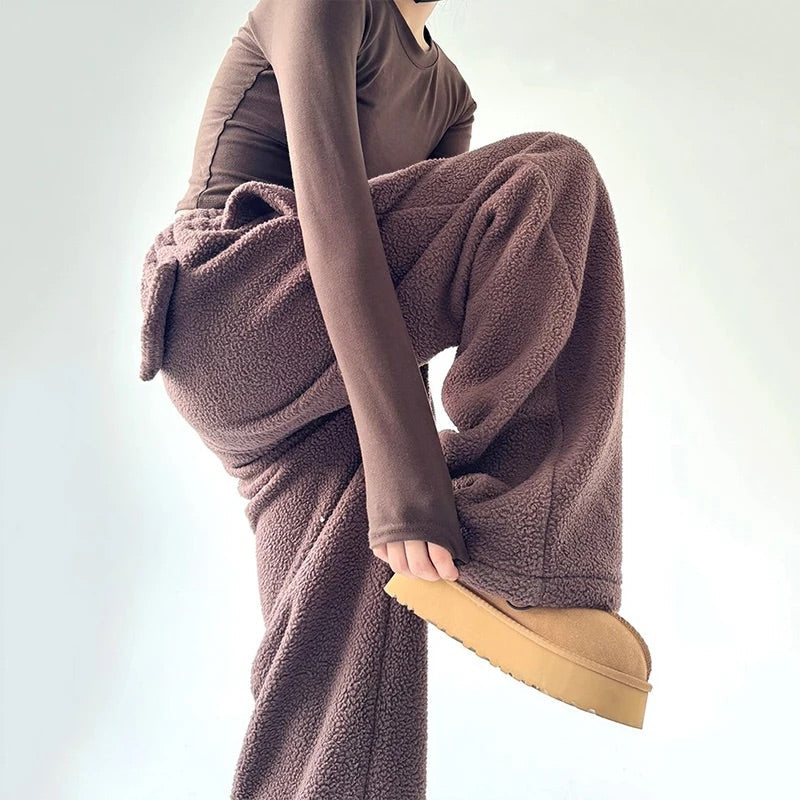 Anabella Sherpa Sweatpants