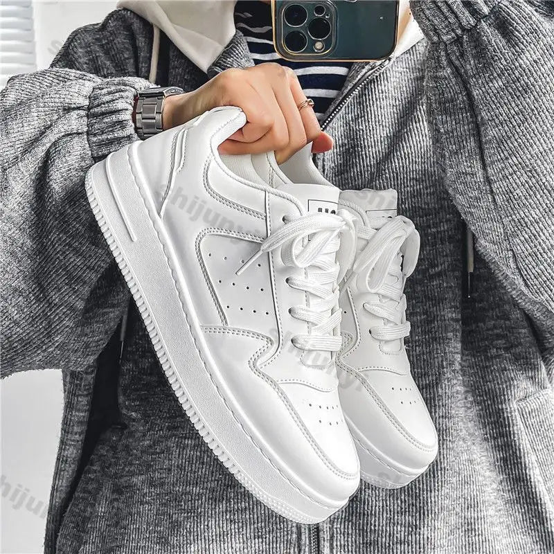 Hudson Court Sneakers