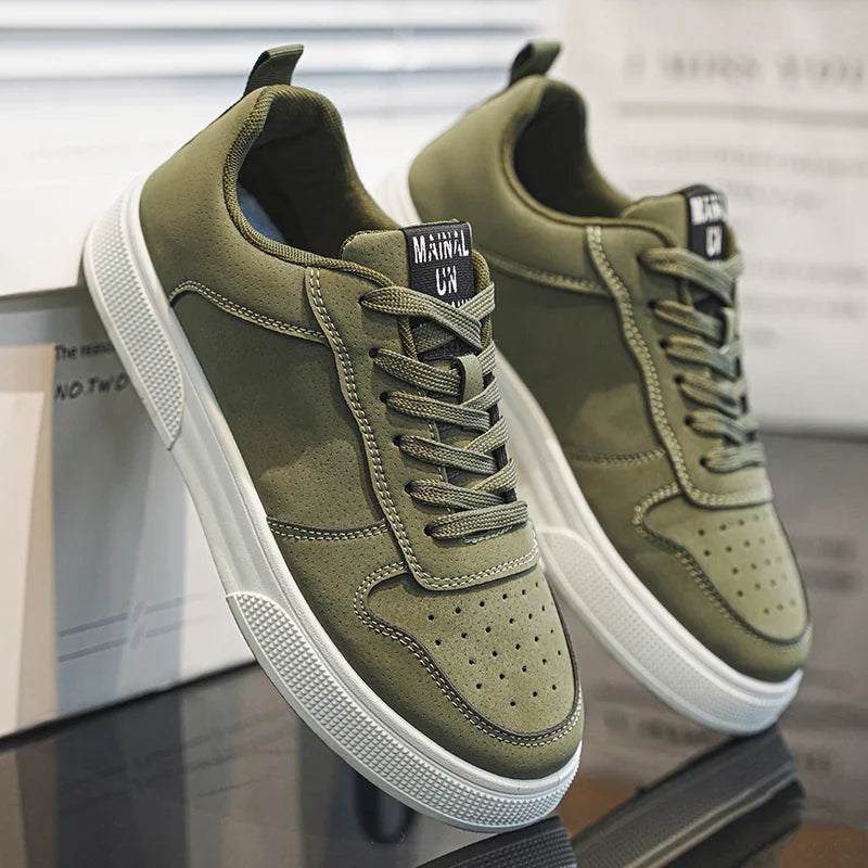 Everett Suede Low Sneakers