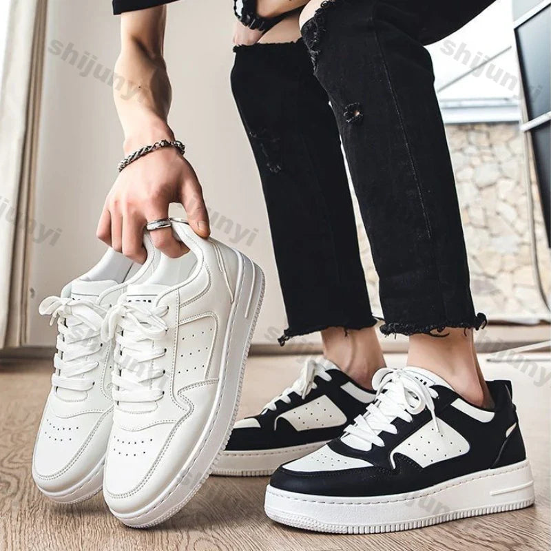 Hudson Court Sneakers