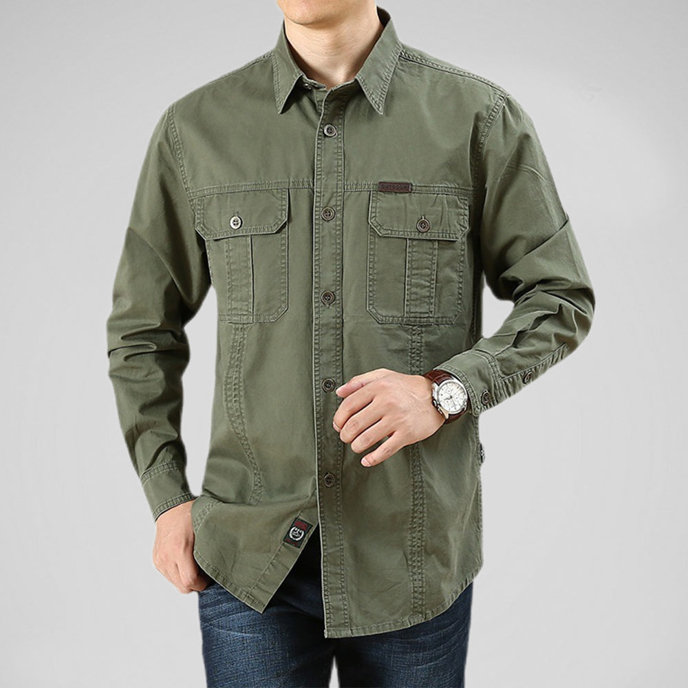 Richard Peak Button-Up