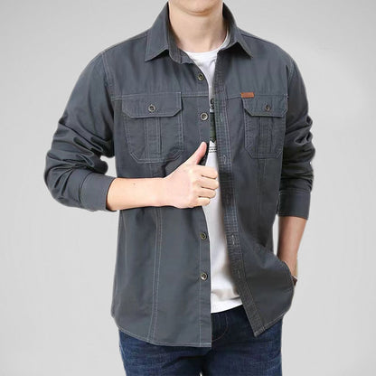 Richard Peak Button-Up