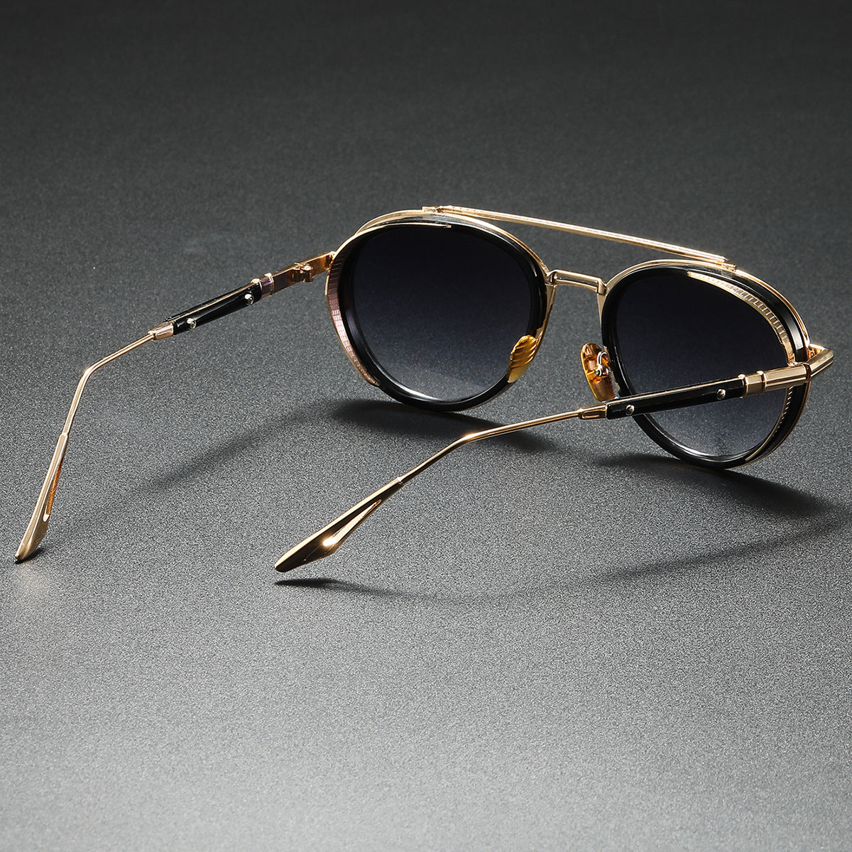 Thomas Bold Shades